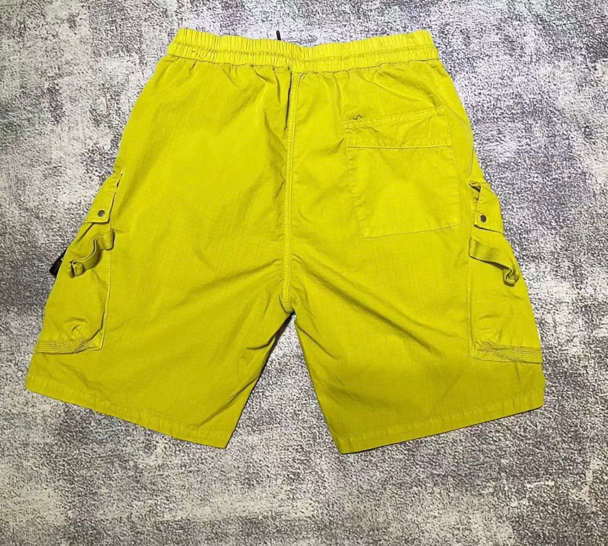 Cargo short stone island moutarde