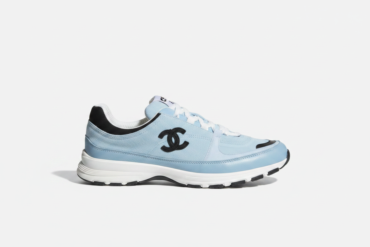 Sneakers Chanel bleu ciel