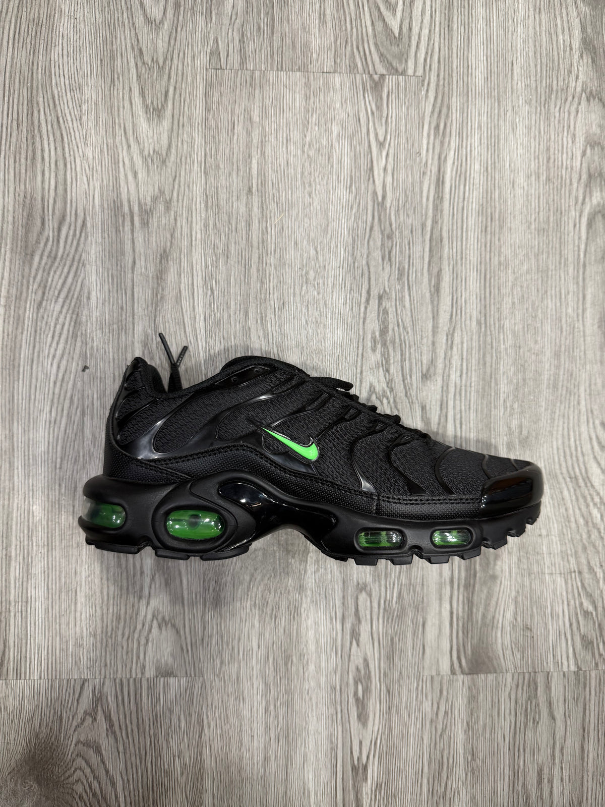Nike tn noir et verte