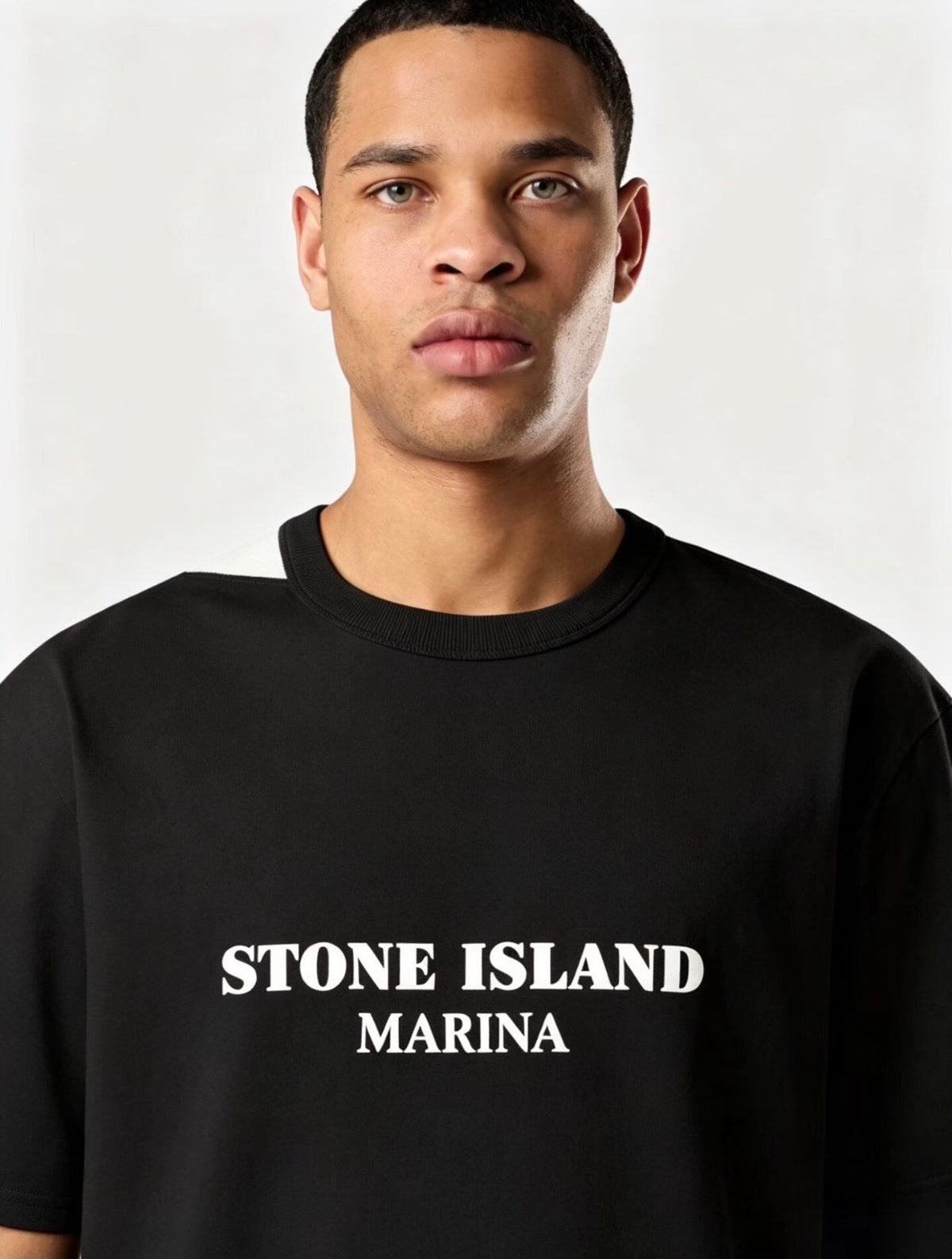 Tee shirt stone island noir et blanc