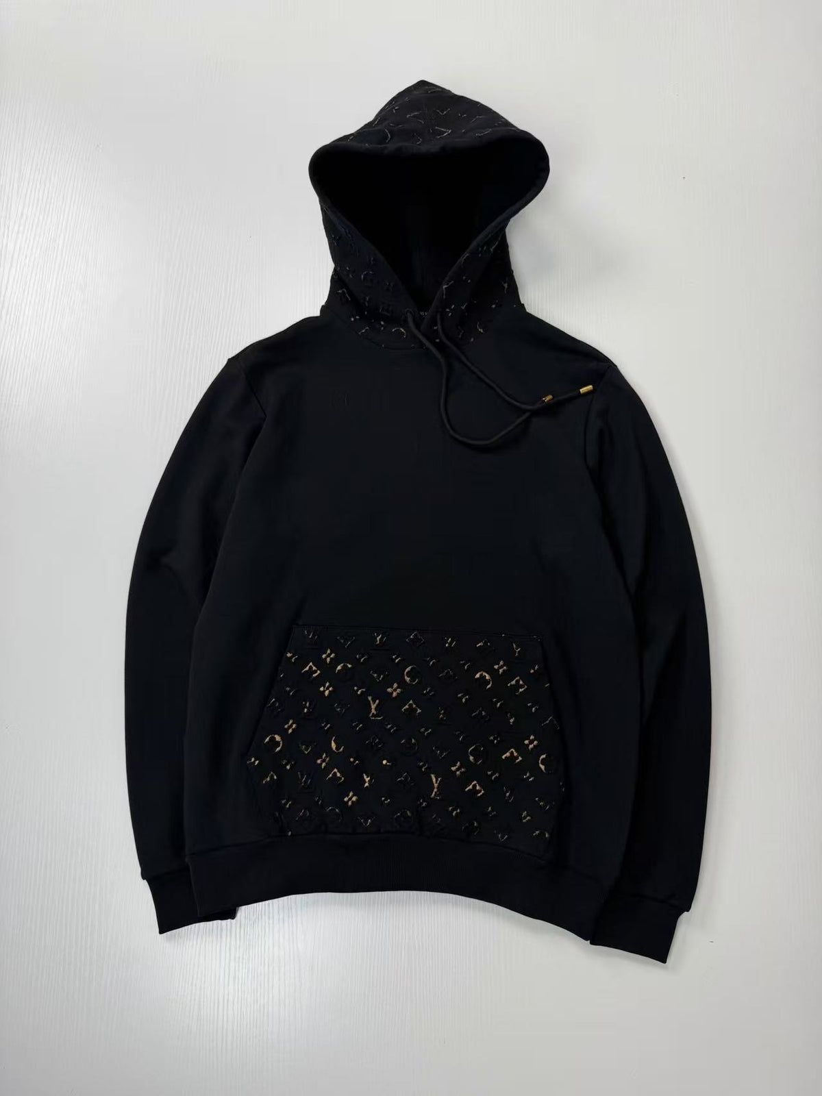Sweat lv noir new model