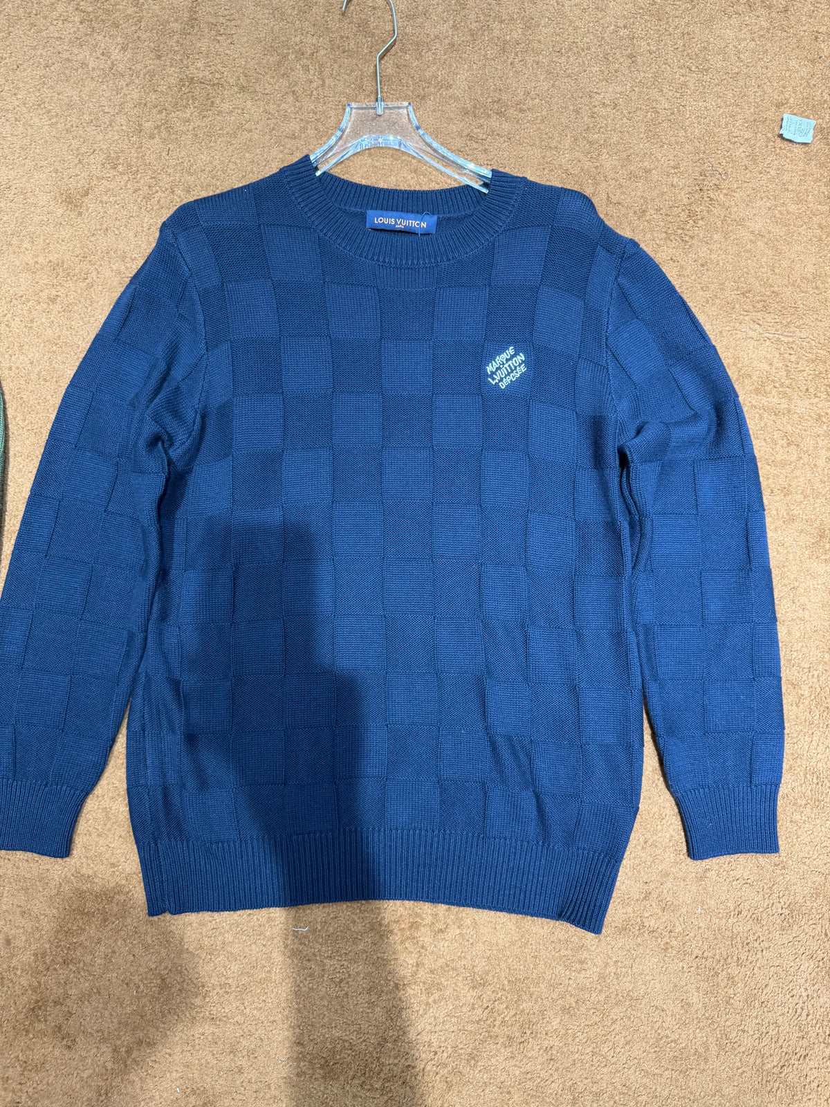 Sweat lv new model 4 coloris full qualité