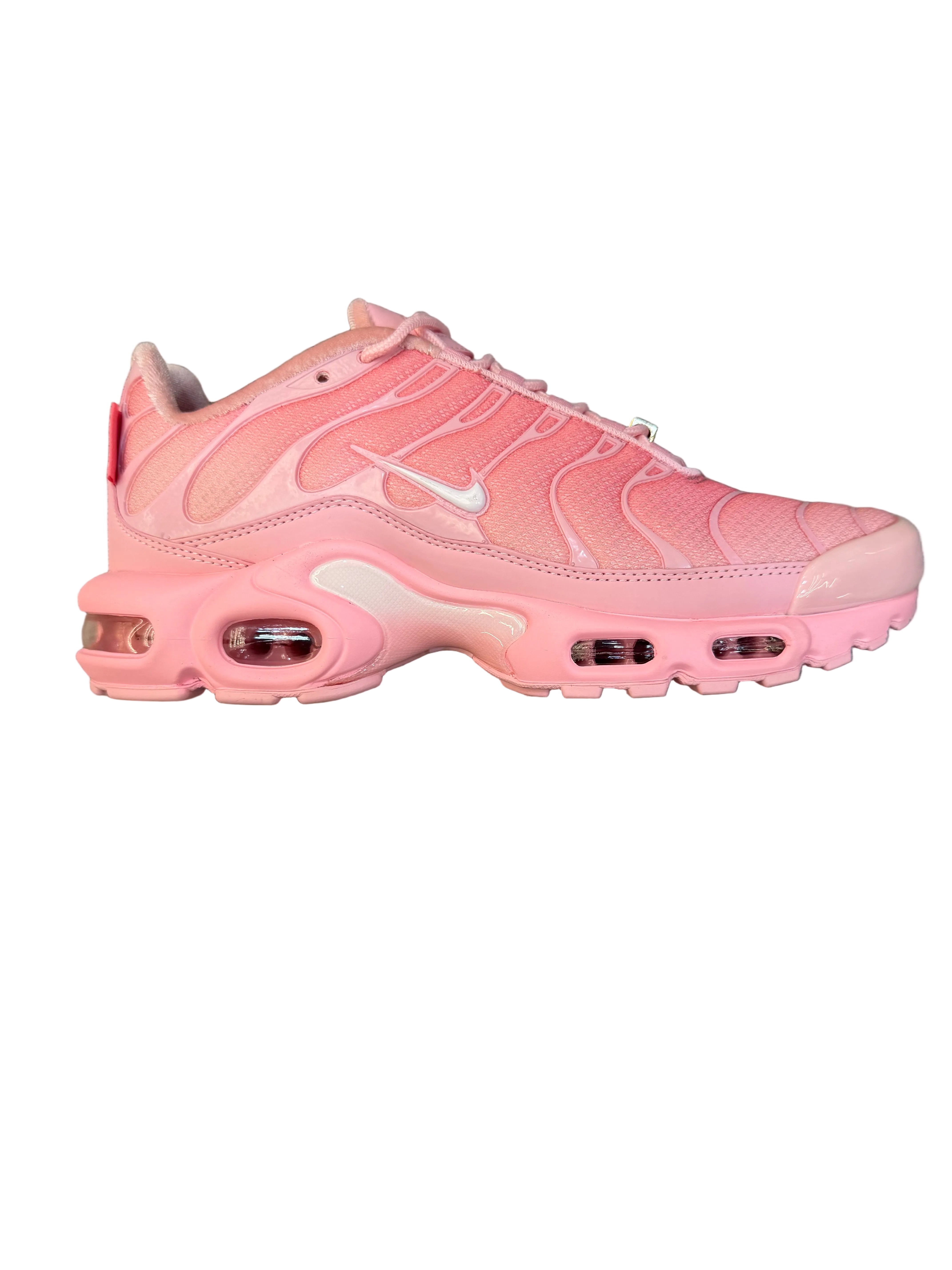 Nike tn pink