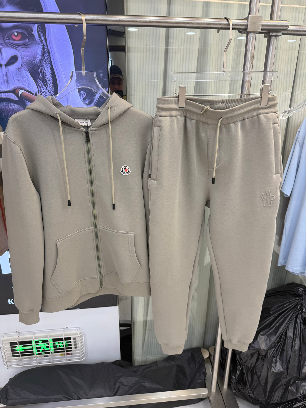 Survêtement moncler 3 coloris
