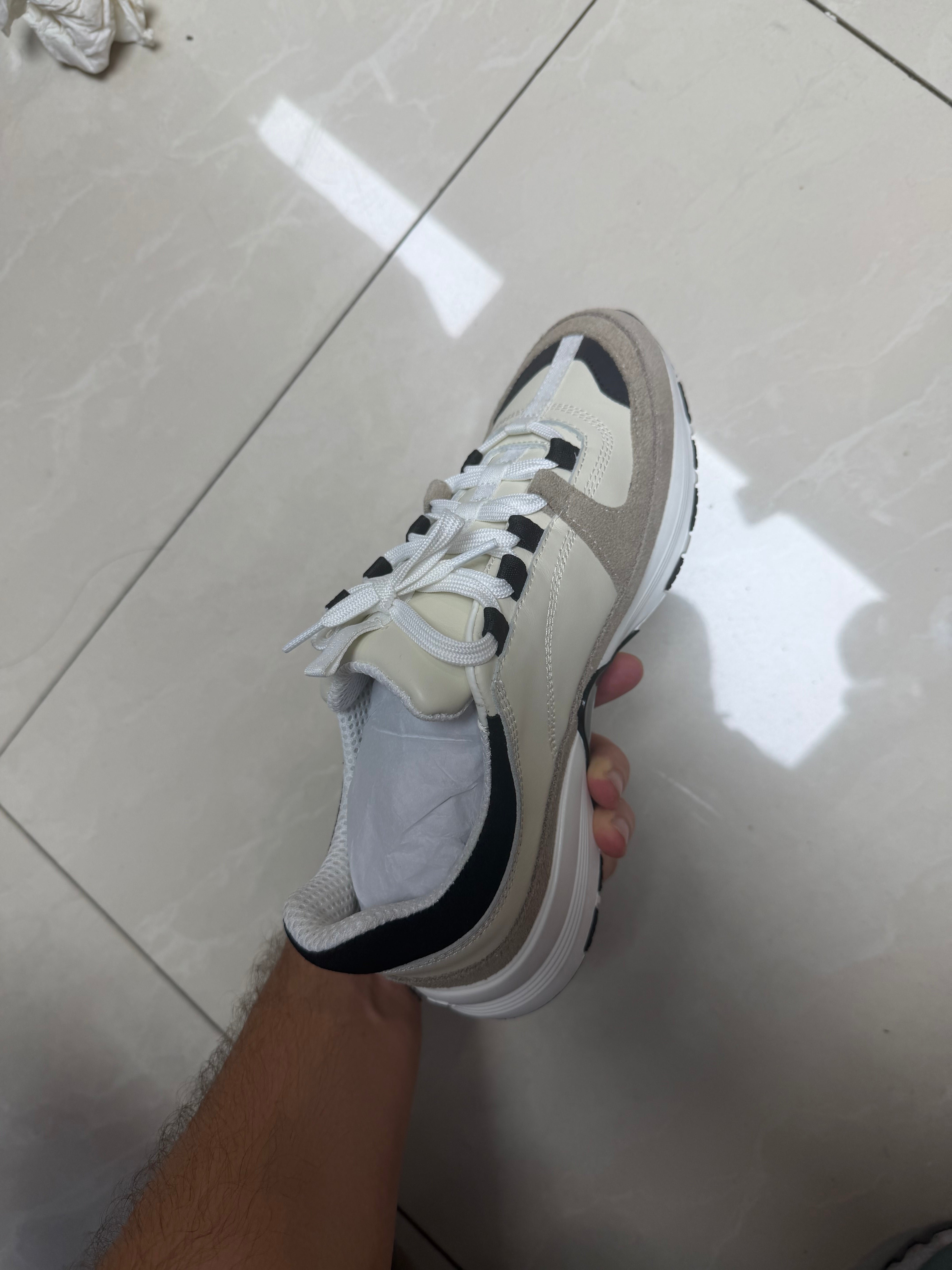 Sneakers Chanel beige