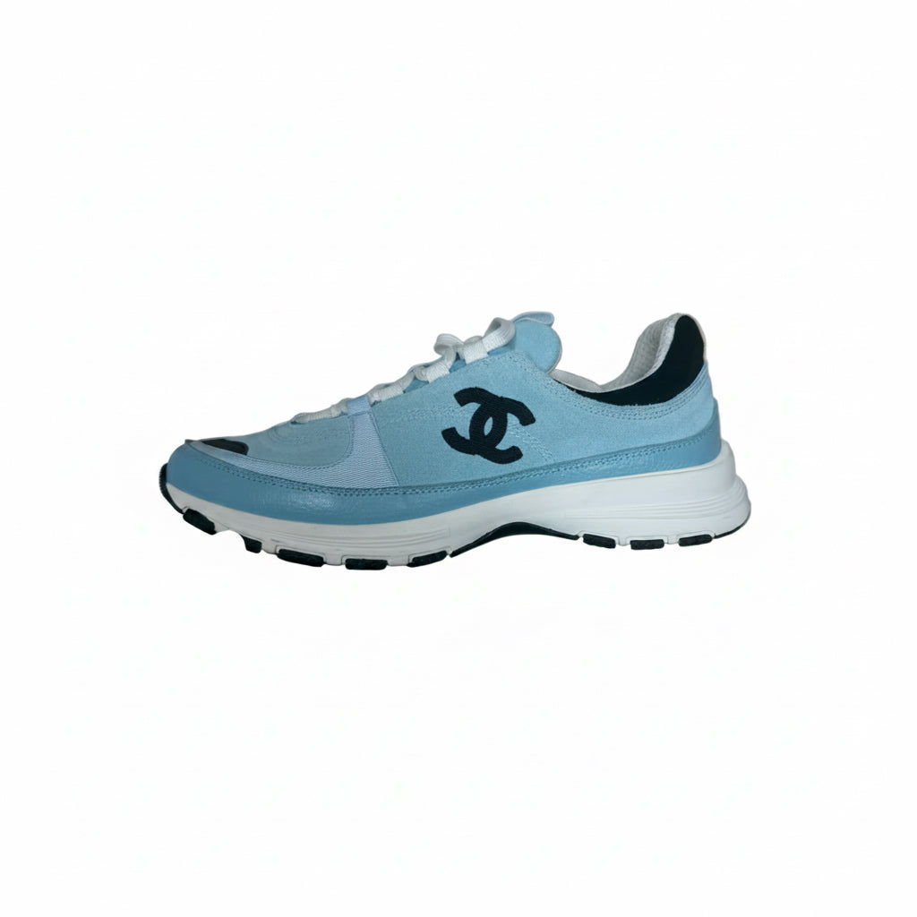 Sneakers Chanel bleu océan