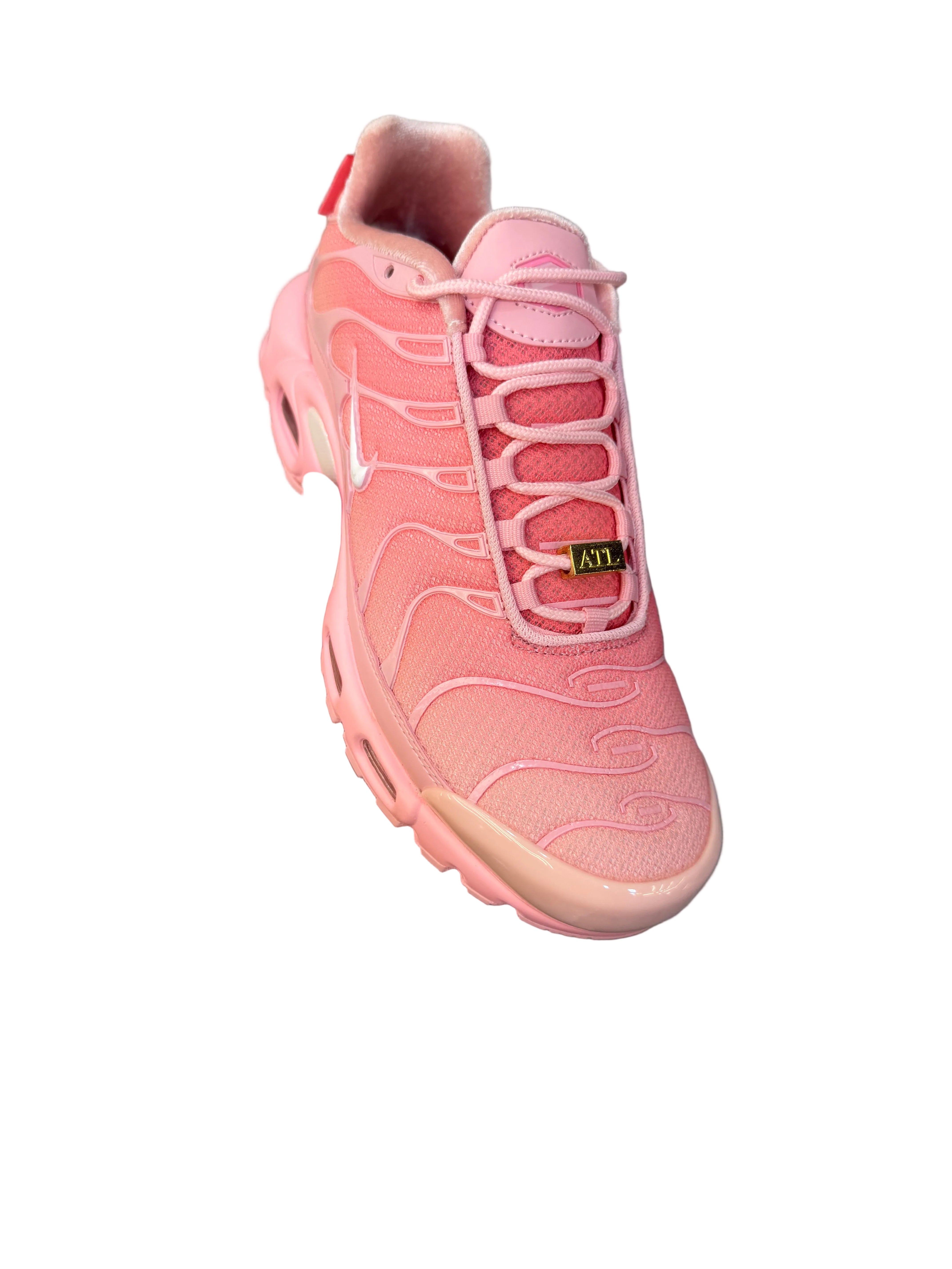 Nike tn pink