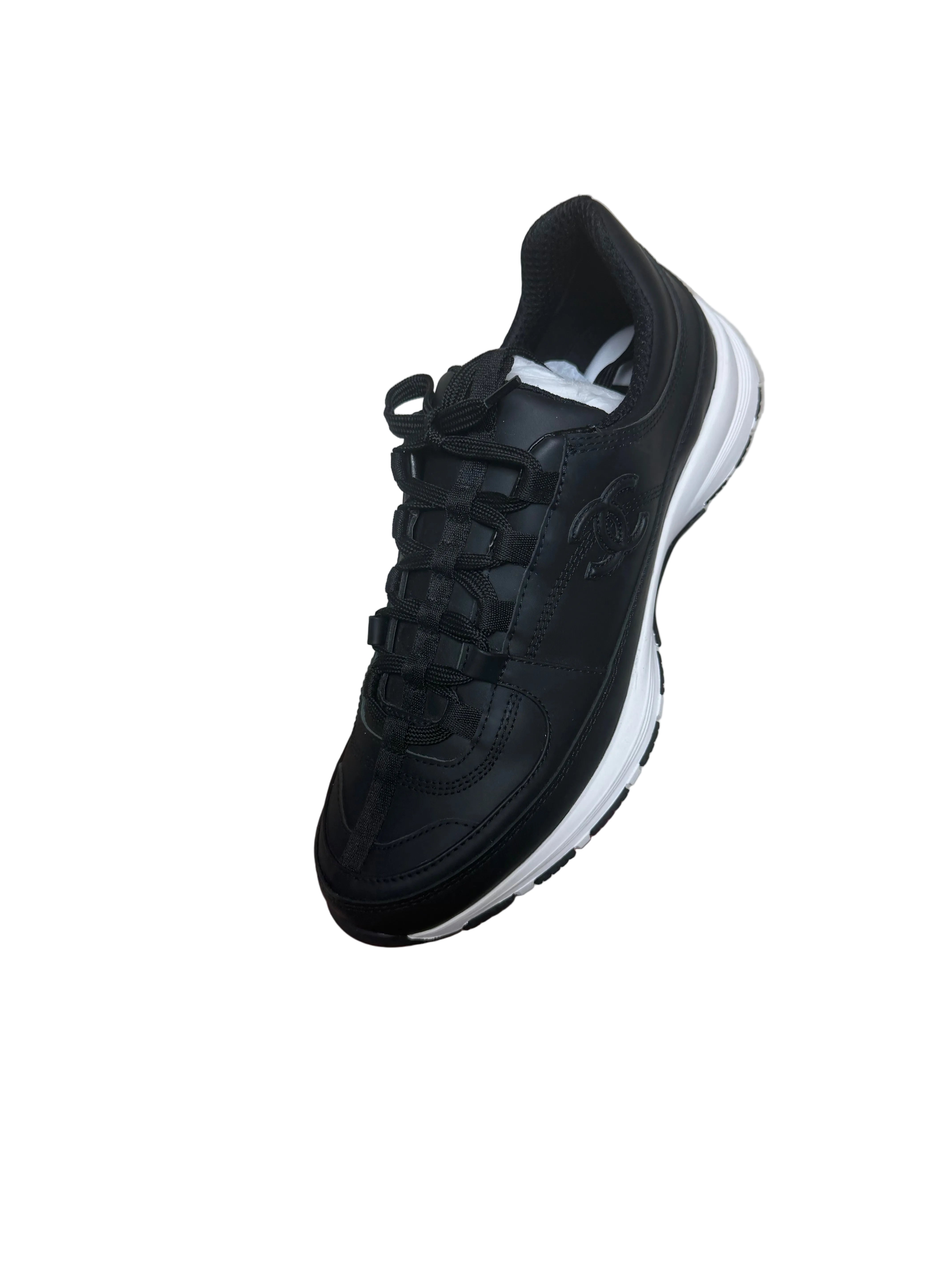 Sneakers Chanel noir blanc cuir