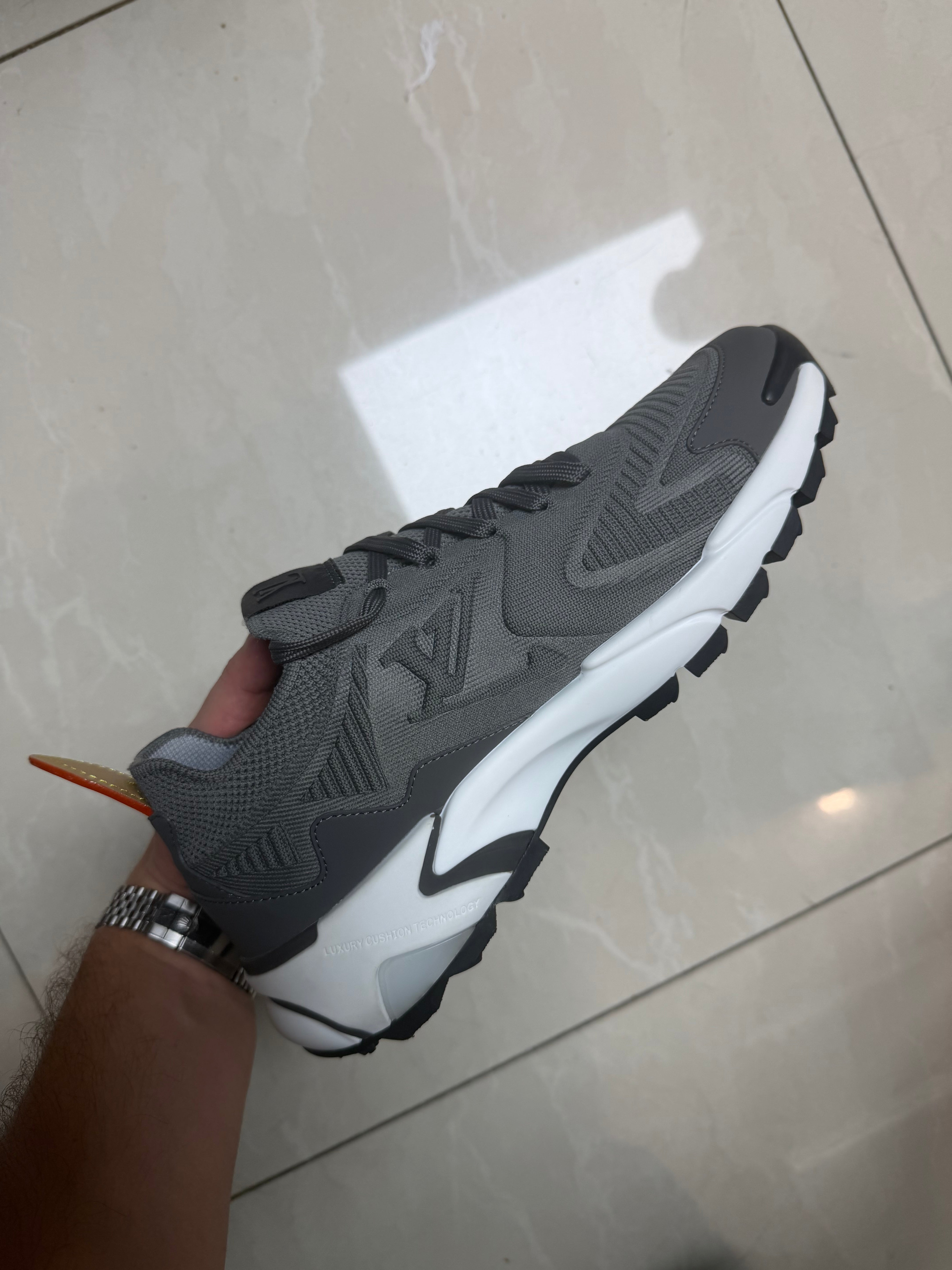 Sneakers lv grise