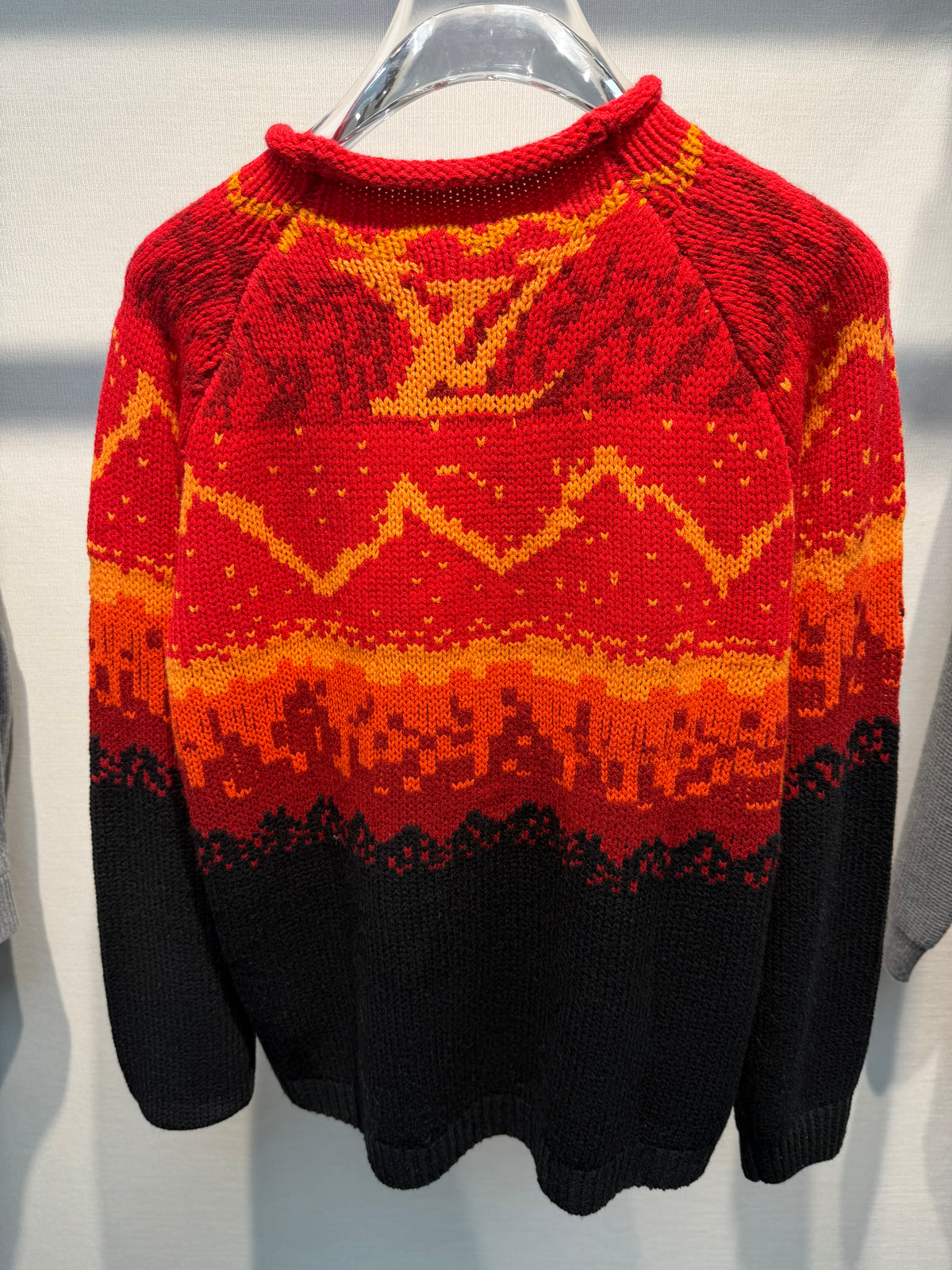 Pull en jacquard lv new model