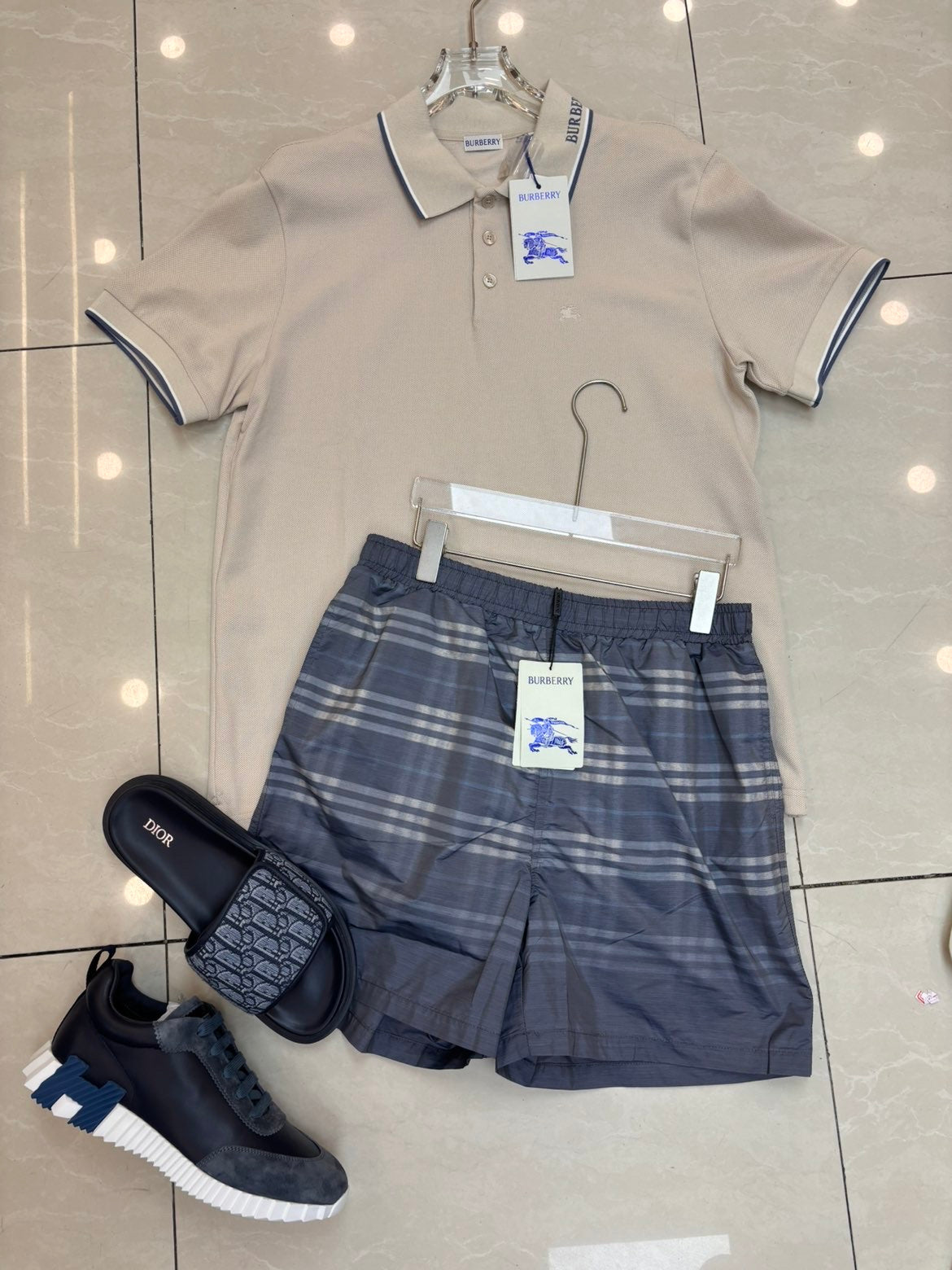 Burbery ensemble