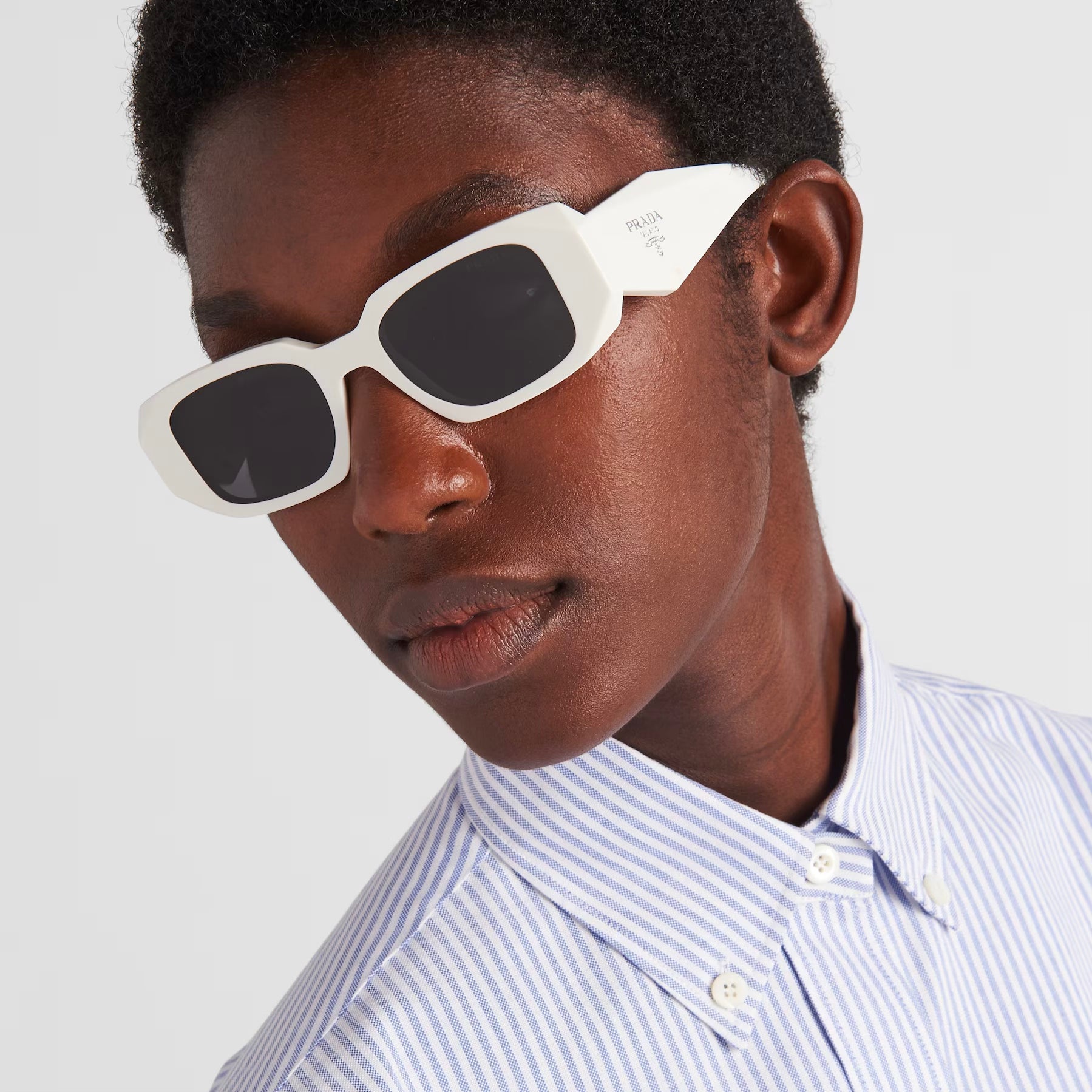 Lunettes de soleil Prada Symbole