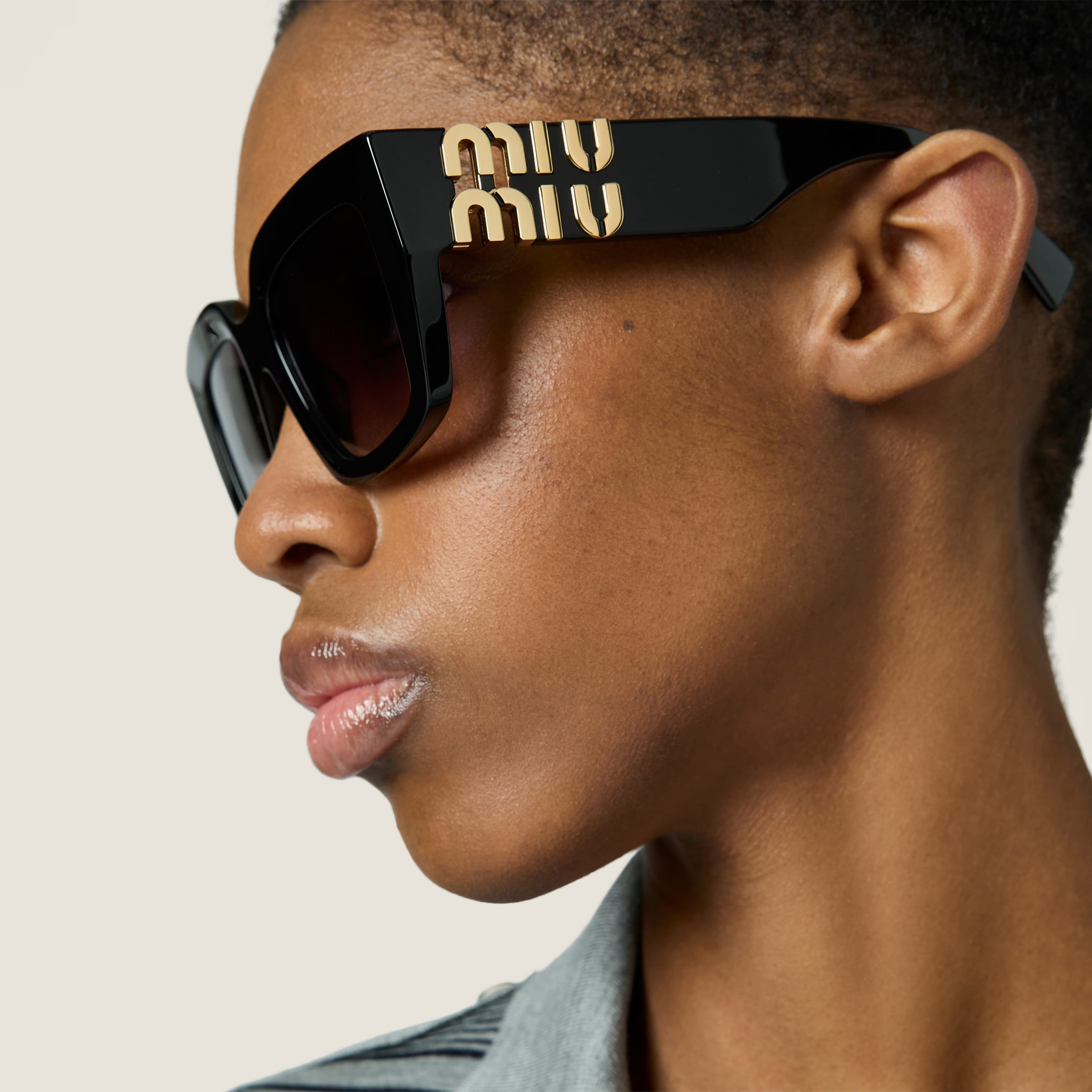 Lunettes de soleil Miu Glimpse