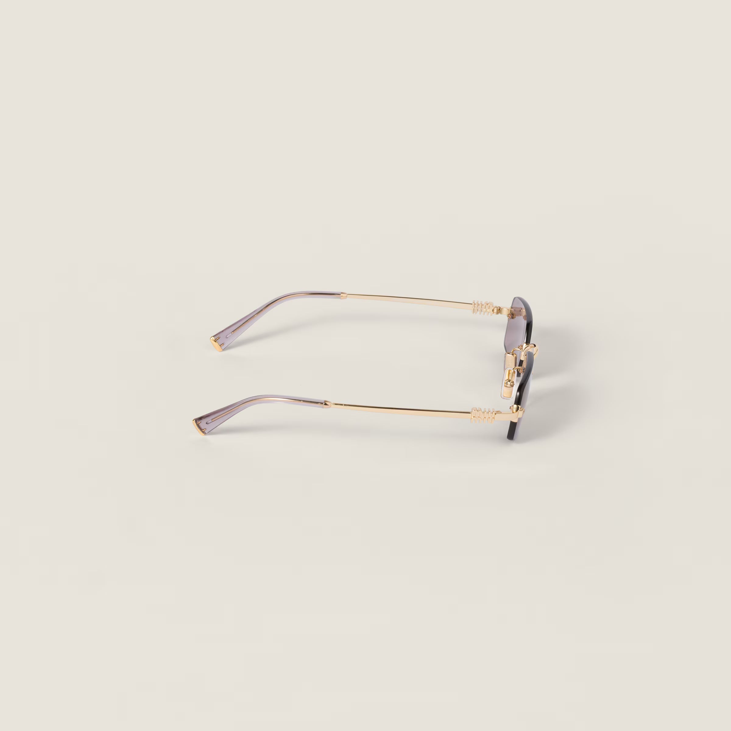 Lunettes de soleil de la collection Miu Miu Eyewear