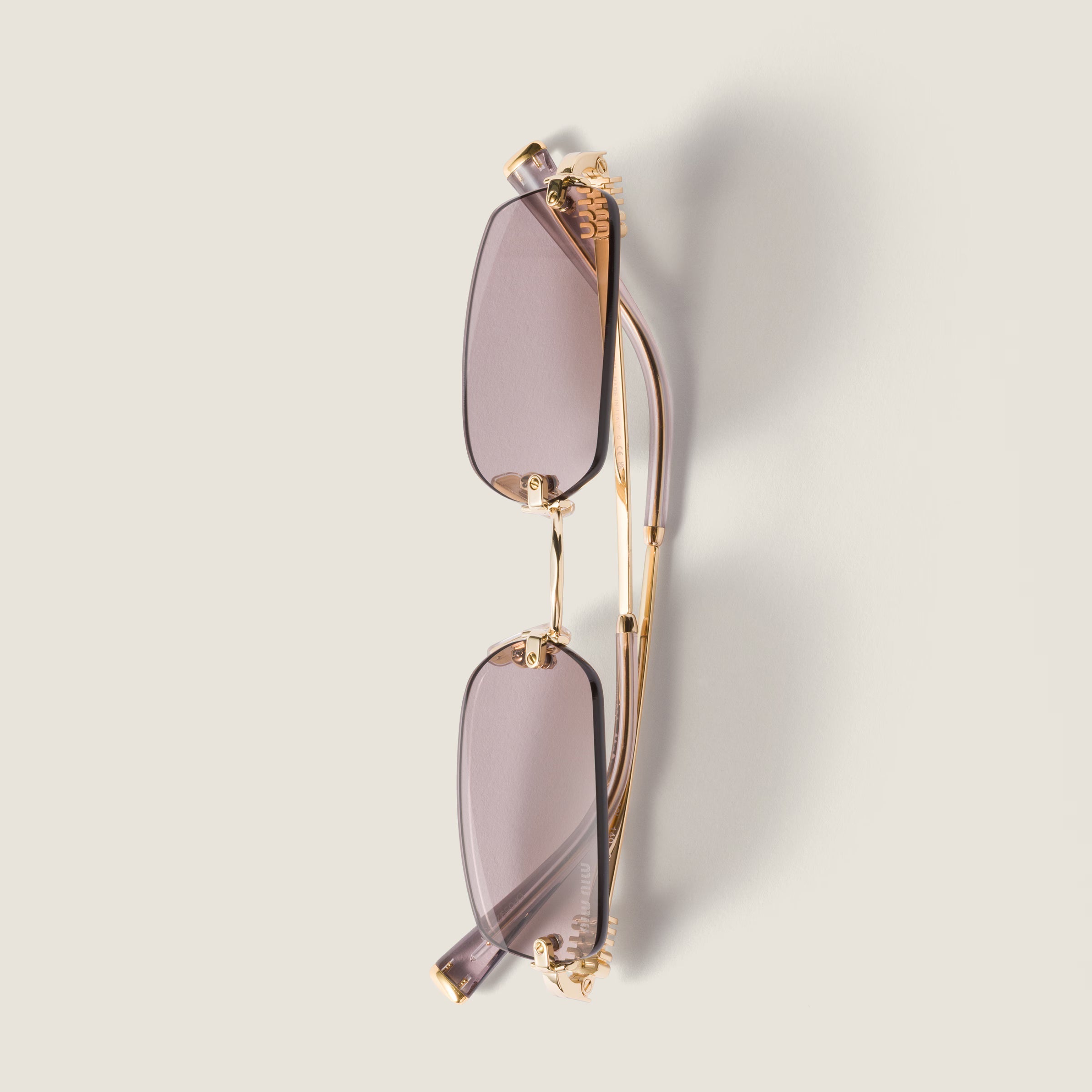 Lunettes de soleil de la collection Miu Miu Eyewear